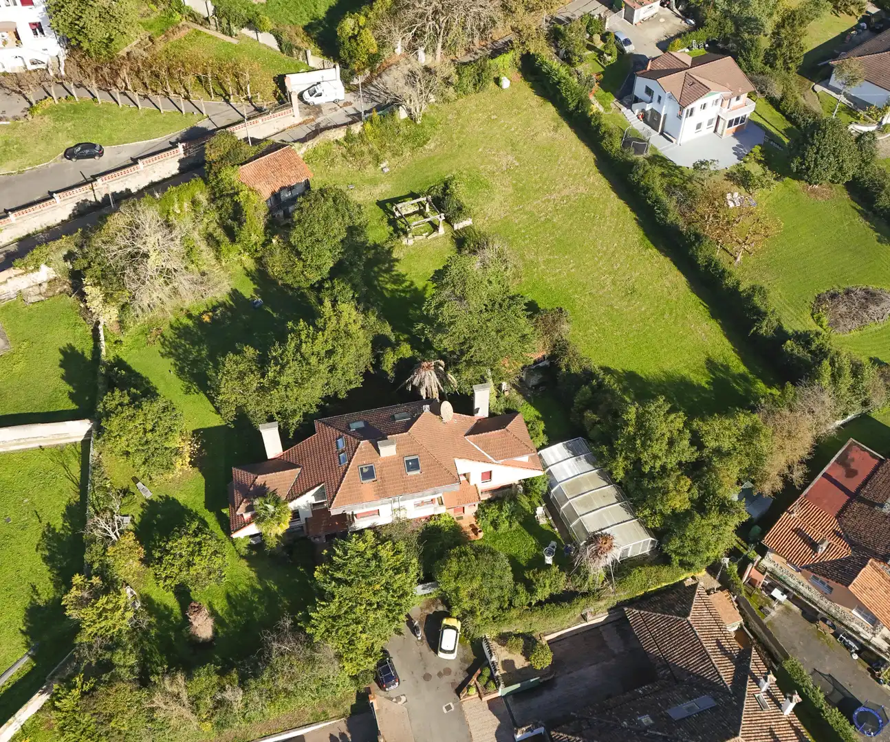 Vista exterior de Casa o xalet en venda en Gijón  amb Calefacció, Jardí privat i Parquet