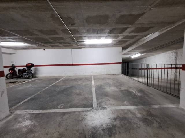 Garaje en Alquiler en Melendez Valdes, 11 en Centre