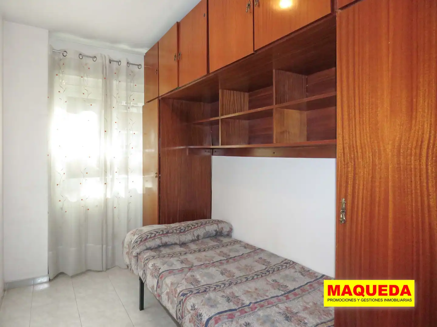 Bedroom of Flat for sale in Villaverde