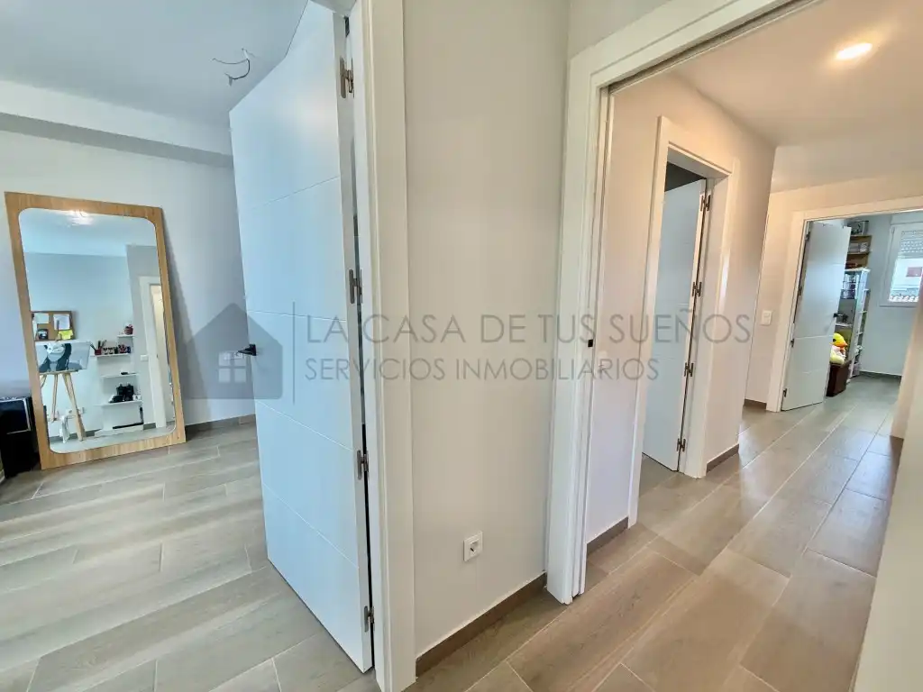 Piso en venta en Calle Azorin, El Mercado - Plaza de Toros