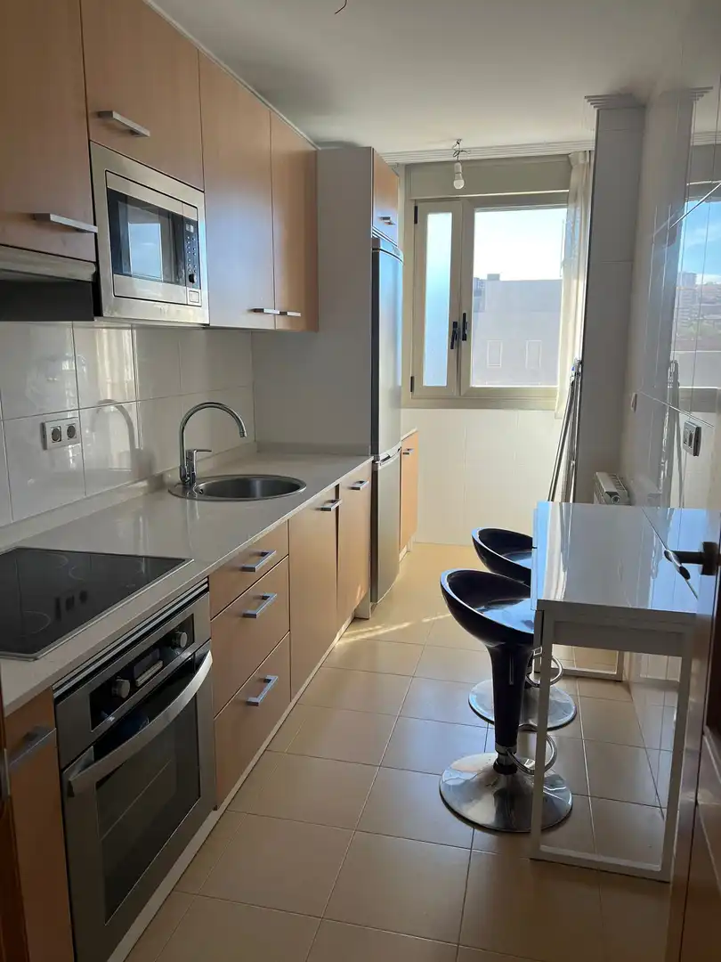 Apartament de lloguer a Calle Ernest Lluch, La Pereda