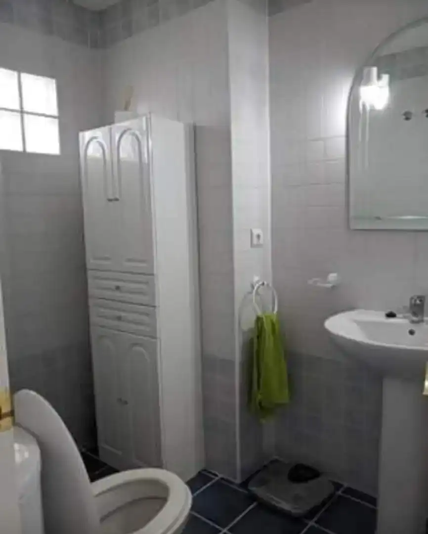 Baño de Dúplex de alquiler en Rota con Aire acondicionado, Piscina y Amueblado