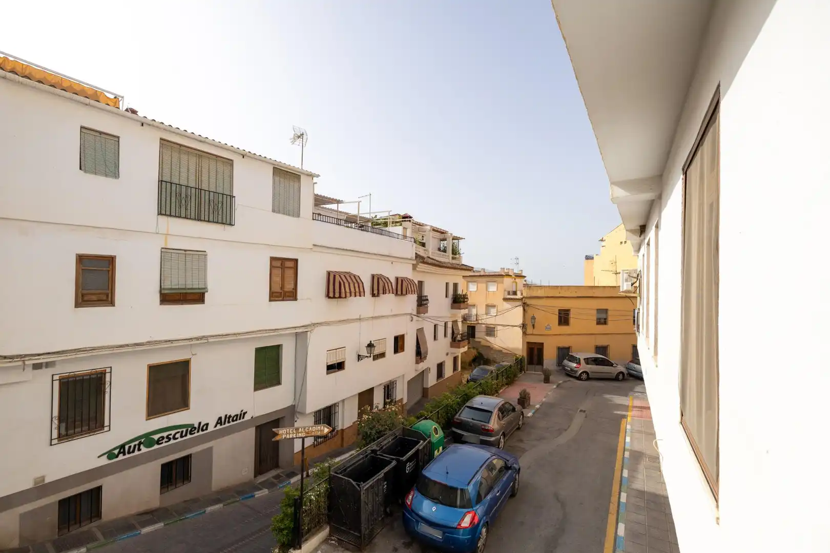 Vista exterior de Edificio en venta en Lanjarón