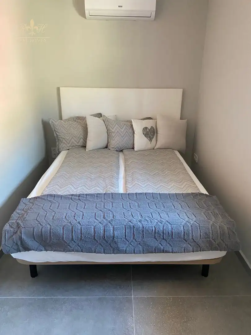 Bedroom of Detached homes for sale in L'Alfàs del Pi  with Air Conditioner, Heating and Swimming Pool