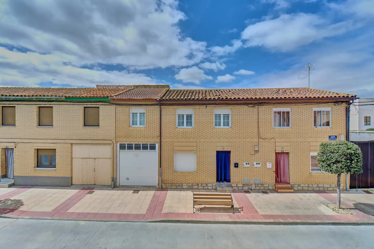 Vista exterior de Casa adosada en venta en Arguedas con Calefacción, Jardín privado y Terraza