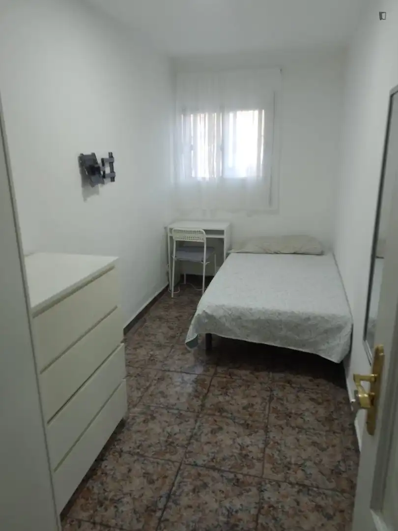 Habitación de Apartamento de alquiler en Villaverde