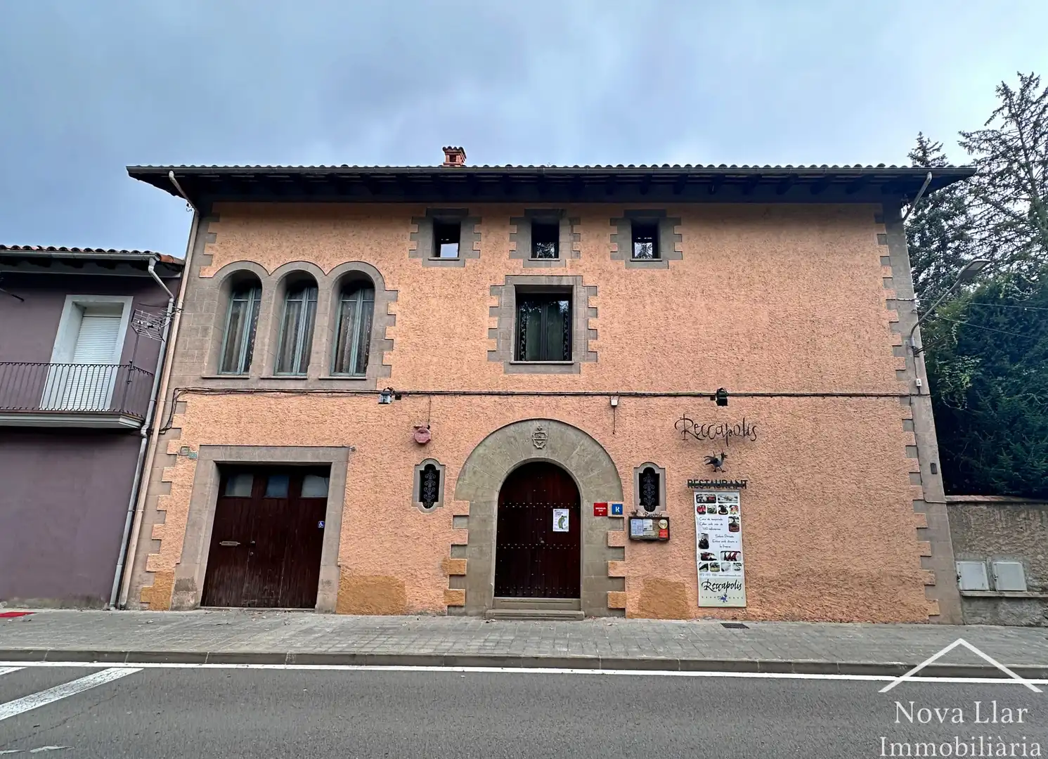 Vista exterior de Casa o xalet en venda en Ripoll amb Calefacció, Jardí privat i Parquet