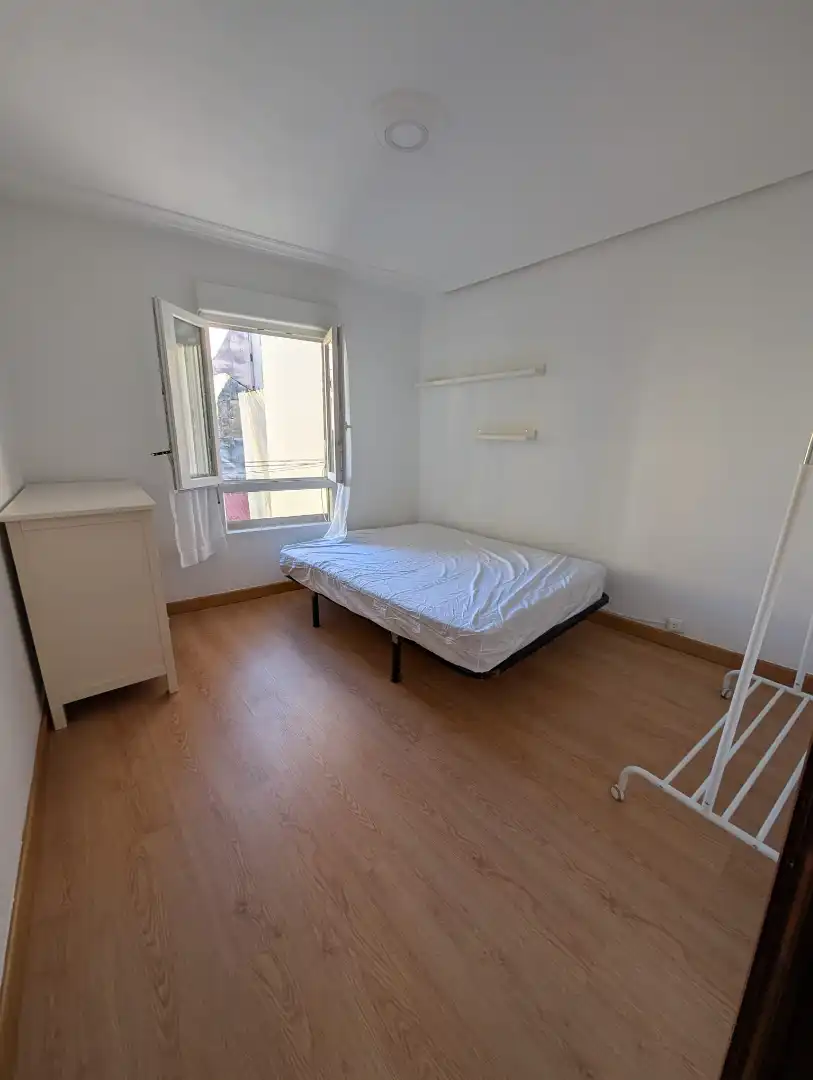 Appartamento con balcone in affitto a Calle Guevara, imagen 15