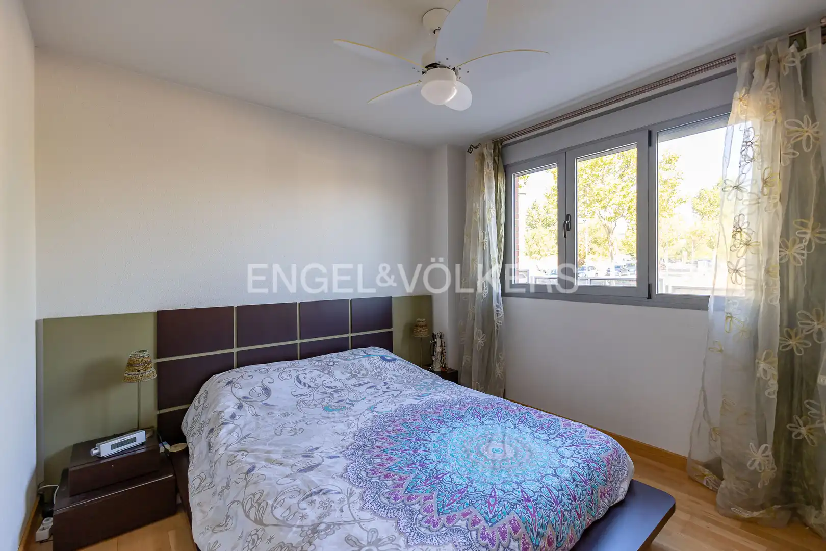 Dormitori de Apartament en venda en Paracuellos de Jarama amb Calefacció, Terrassa i Traster