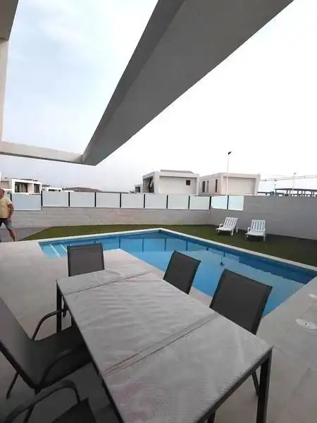 Xalet amb piscina en venda a Gran Alacant, imagen 5