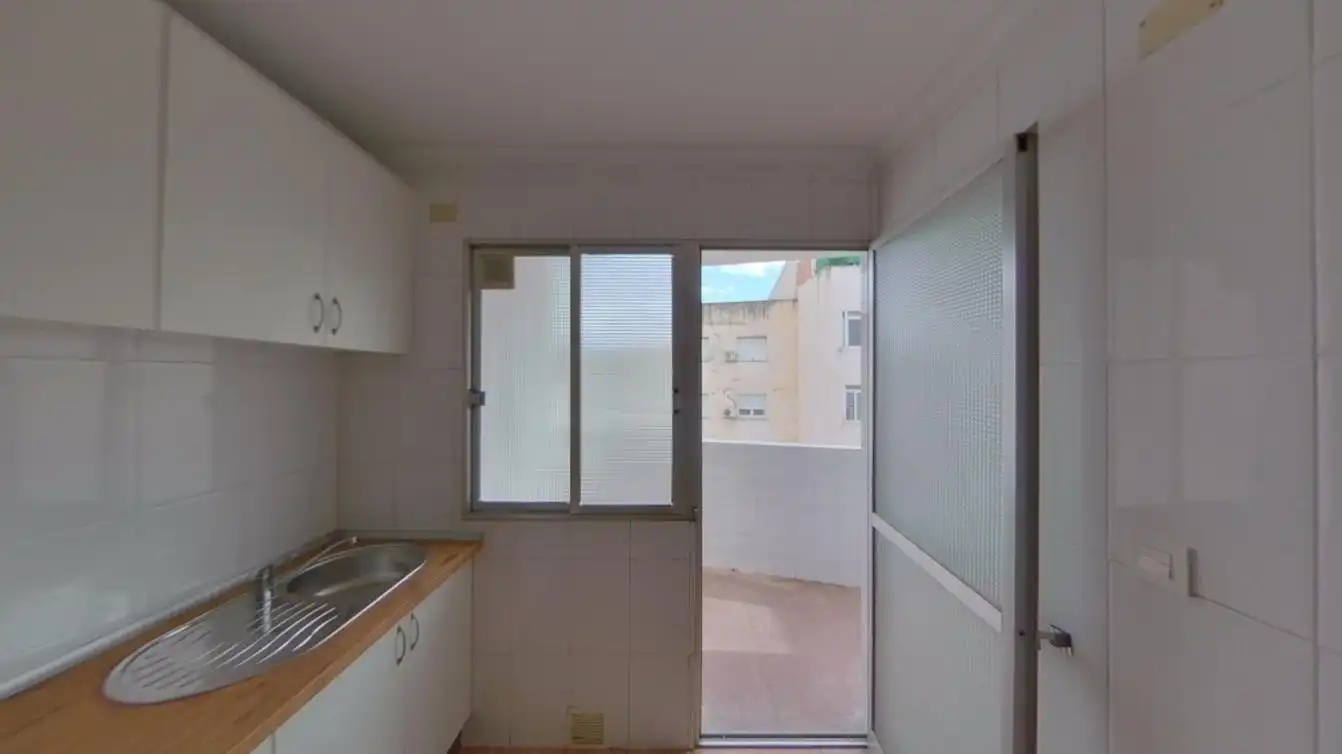 Cuina de Pis en venda en Murcia amb Terrassa i Balcó