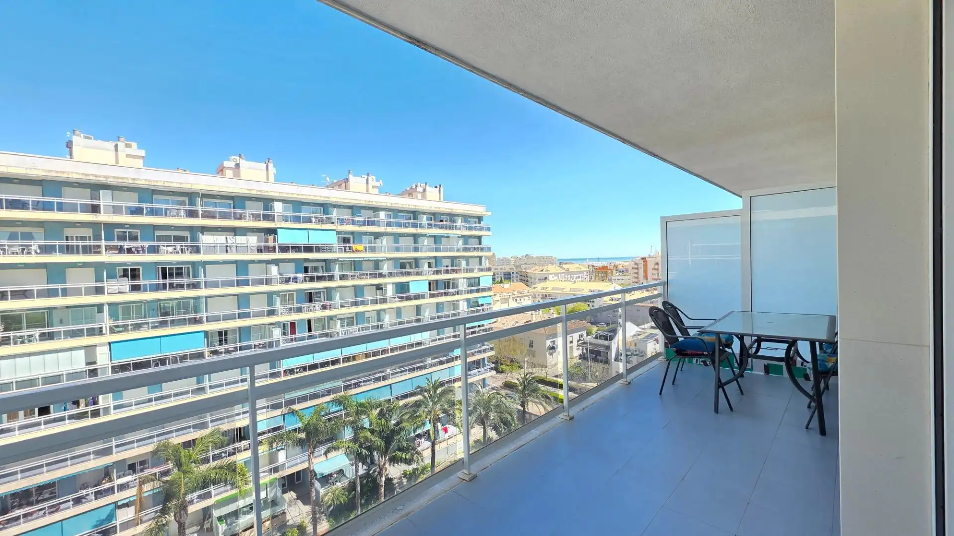 Terrasse von Wohnung zum Verkauf in Gandia mit Privatgarten, Möbliert und Balkon