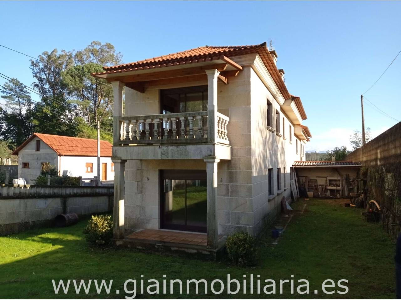 Exterior view of Single-family semi-detached for sale in Ponteareas  with Heating, Private garden and Terrace