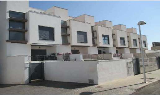 Single-family semi-detached for sale in Casco Urbano