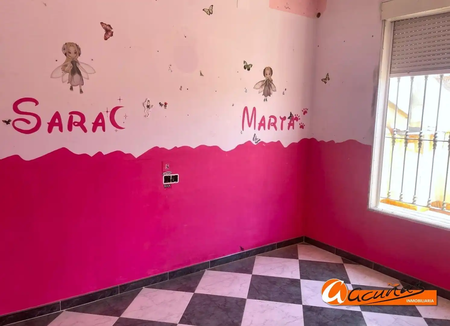 Casa adosada en venta en Gilena con Terraza y Trastero