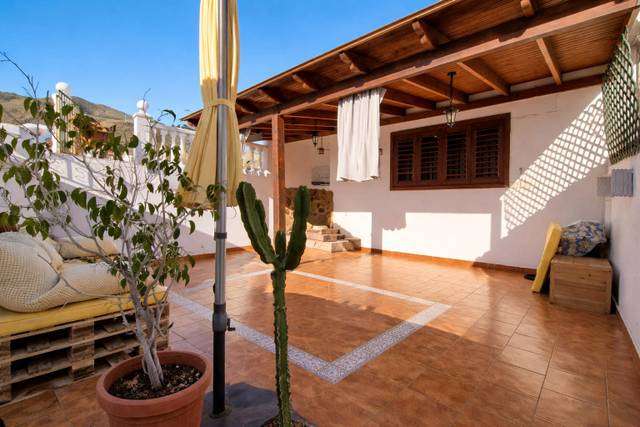 Casa adosada en Venta en Calle Tamonante en Las Caletillas - Punta Larga