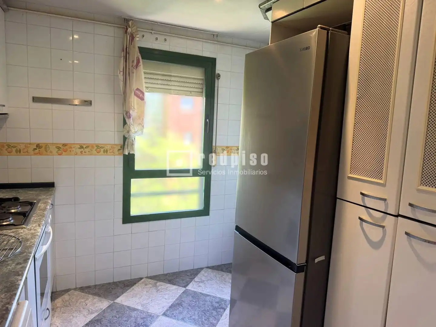 Cocina de Apartamento de alquiler en Madrid con Terraza