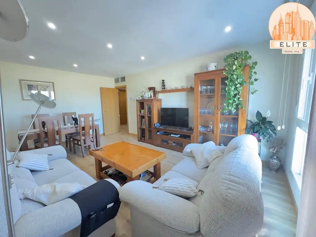Sala de estar de Piso en venta en Madrid con Aire acondicionado, Calefacción y Trastero
