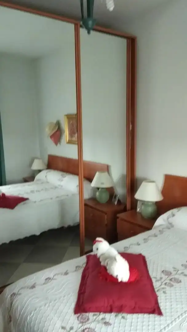 Dormitori de Casa o xalet en venda en Chozas de Canales amb Calefacció, Jardí privat i Terrassa