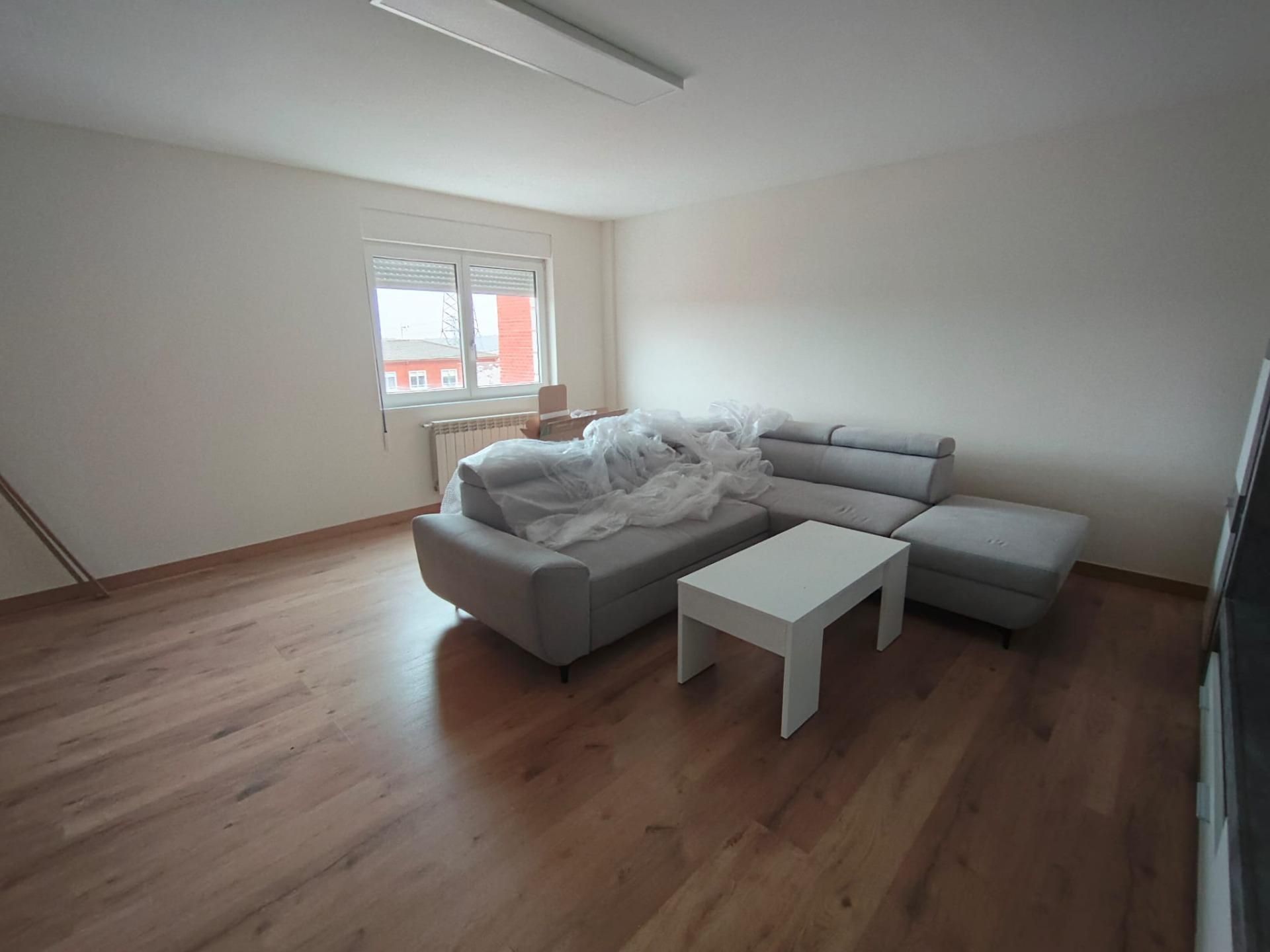 Sala d'estar de Apartament de lloguer en Villaquilambre amb Calefacció i Traster