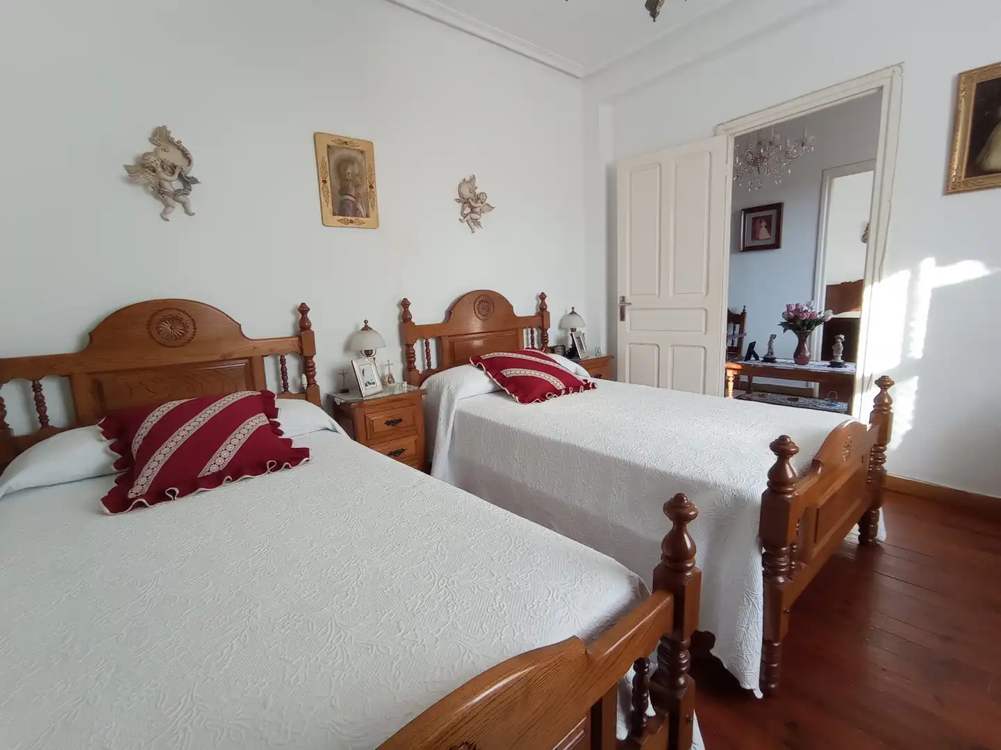 Habitación de Casa o chalet en venta en Reocín con Calefacción y Jardín privado