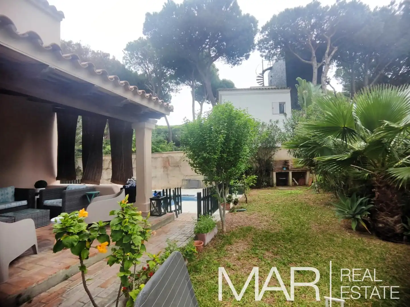Chalet con piscina en venta en La Barrosa, imagen 25