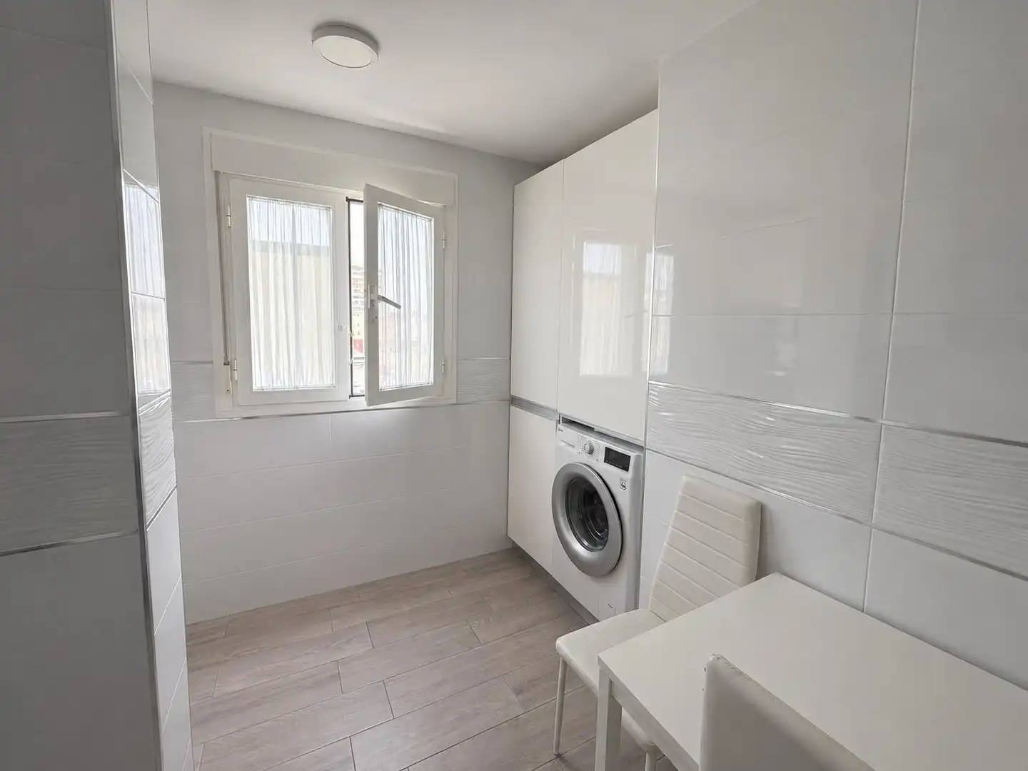Piso en venta en La Línea de la Concepción con Trastero