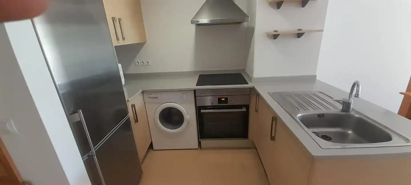 Flat for rent in - Paseo De Sebastián Elcano, El Grao