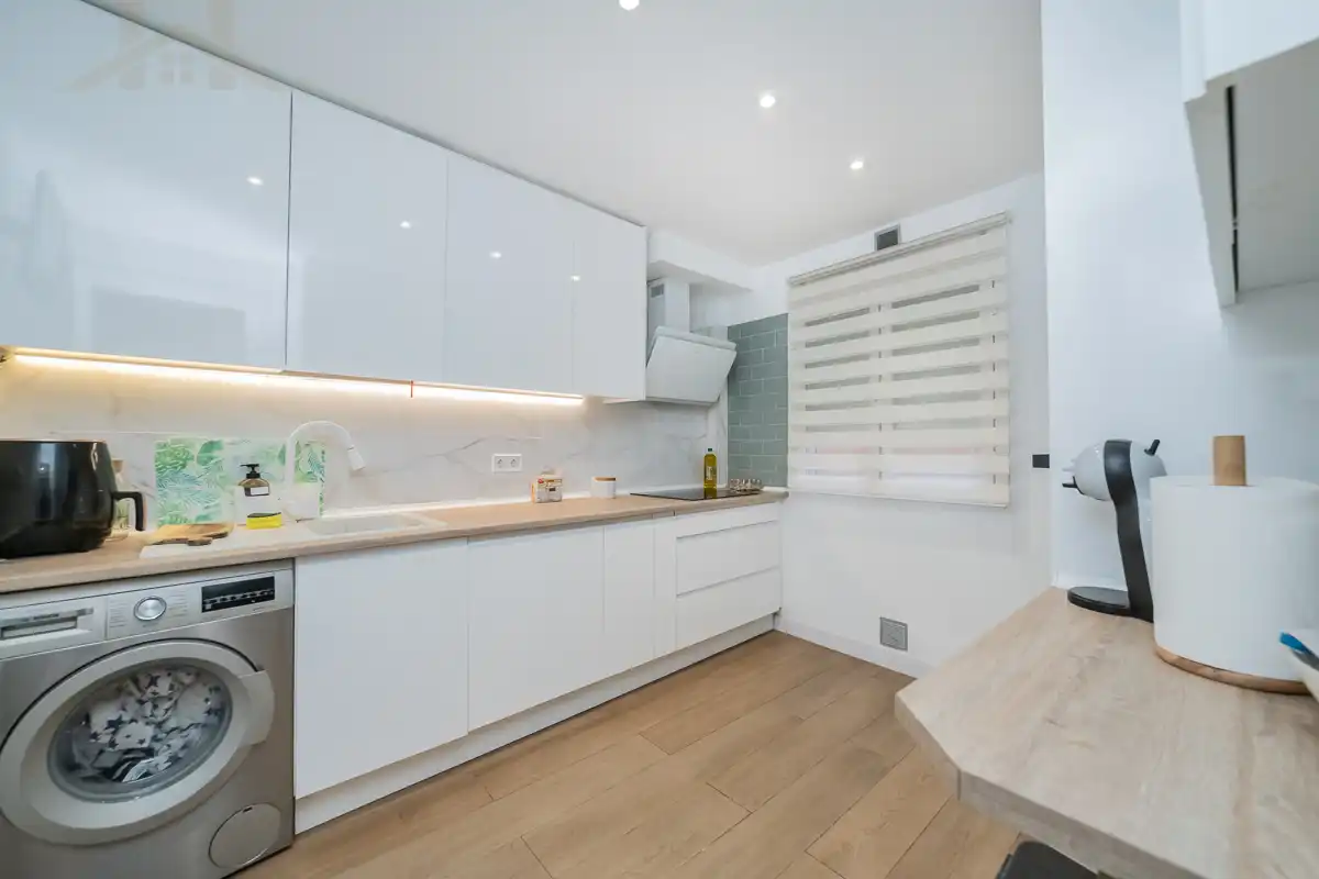 Cocina de Dúplex en venta en Sevilla la Nueva con Aire acondicionado, Calefacción y Balcón