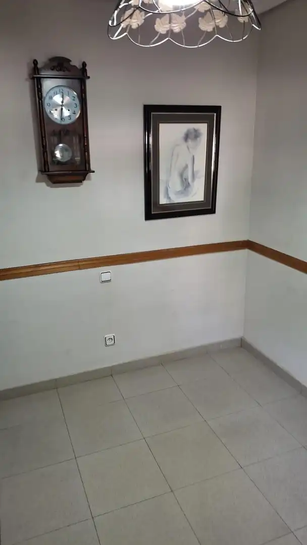 Houses for sale in Sevilla  with Air Conditioner and Storage room
