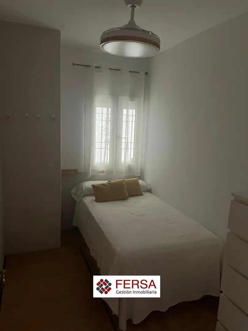 Dormitori de Apartament en venda en El Puerto de Santa María amb Terrassa