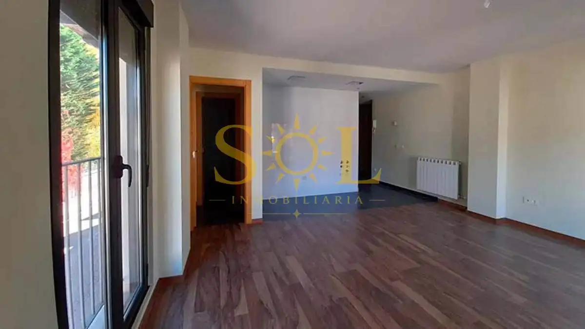 Habitación de Dúplex en venta en Puebla de Lillo con Calefacción, Parquet y Terraza