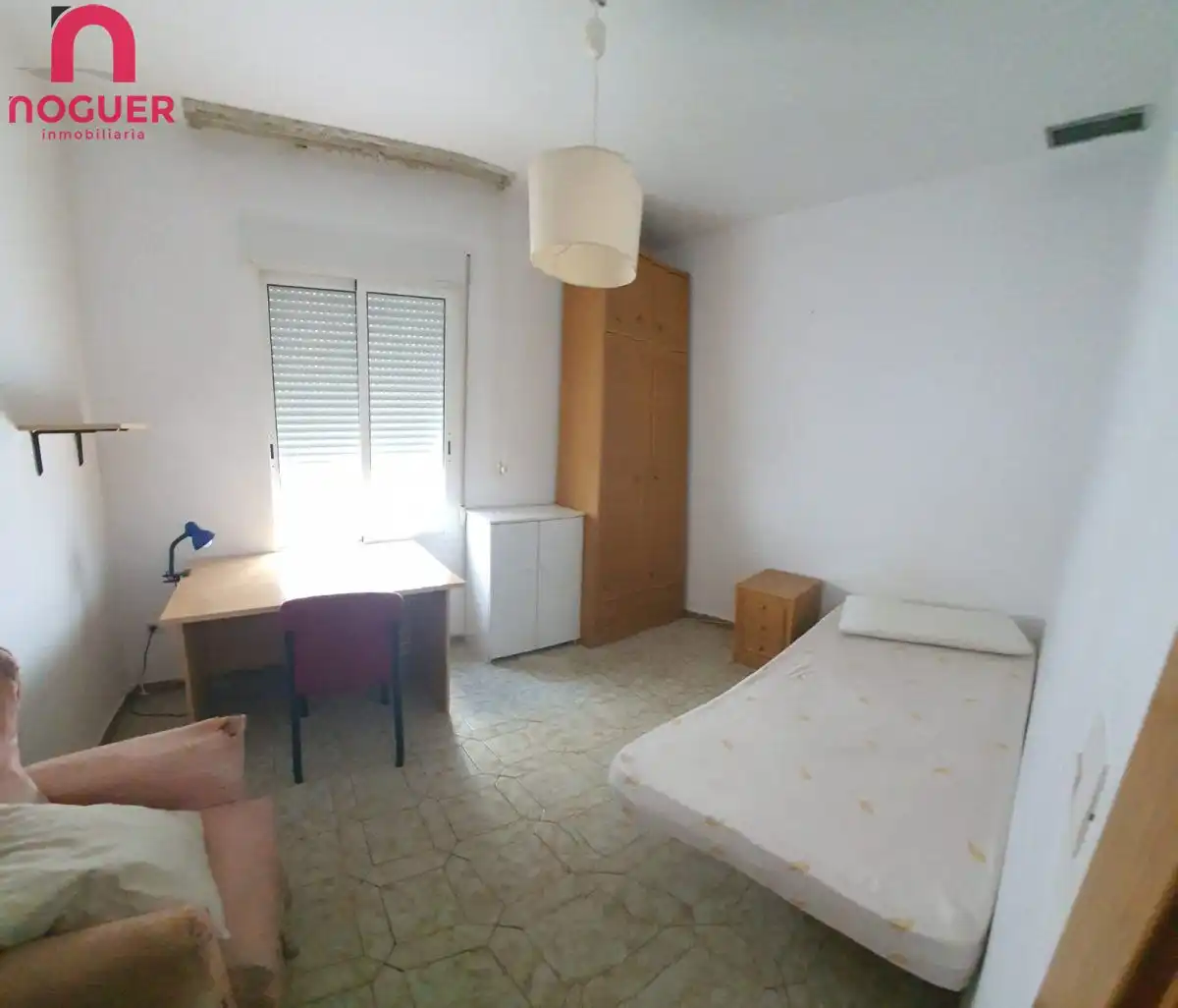 Schlafzimmer von Wohnung zum Verkauf in Córdoba mit Klimaanlage, Heizung und Terrasse