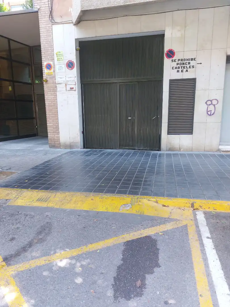 Individual for sale in Passatge de Ventura Feliu