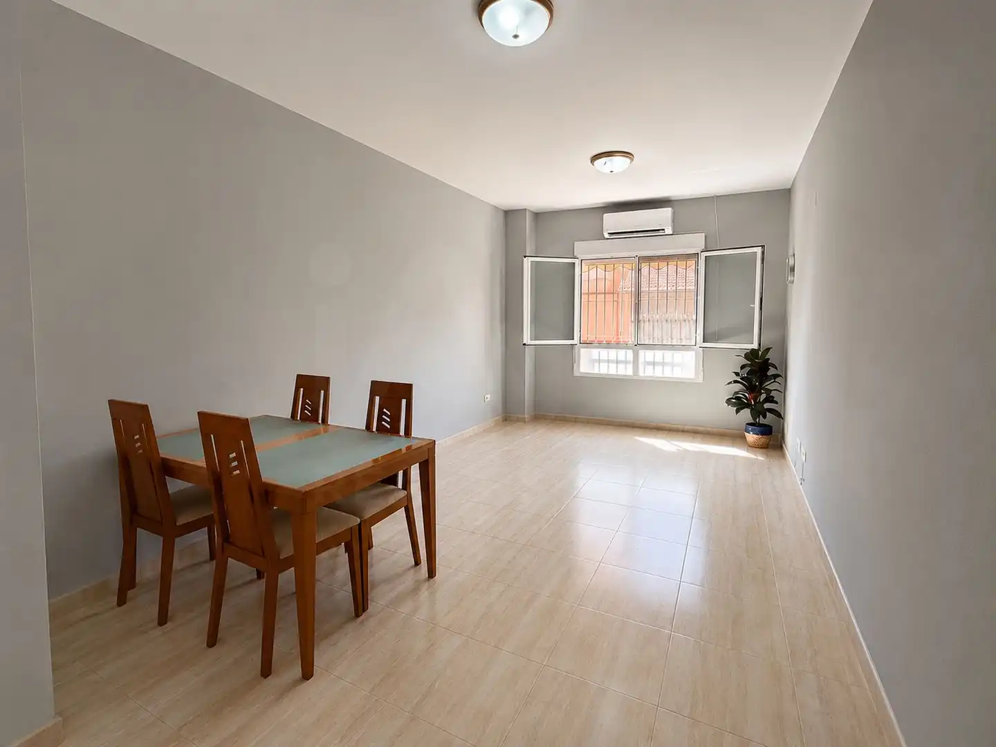 Piso con ascensor en venta en Calle Cástor 16, imagen 2