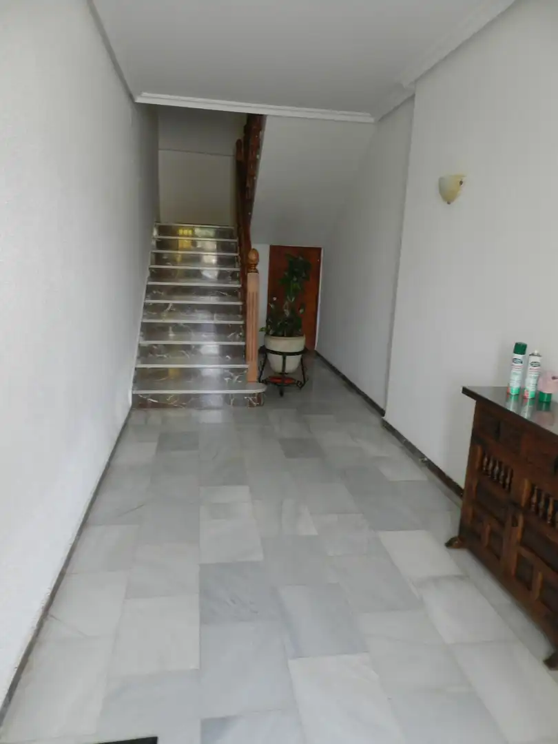 Casa o xalet en venda en Linares amb Aire condicionat, Calefacció i Jardí privat