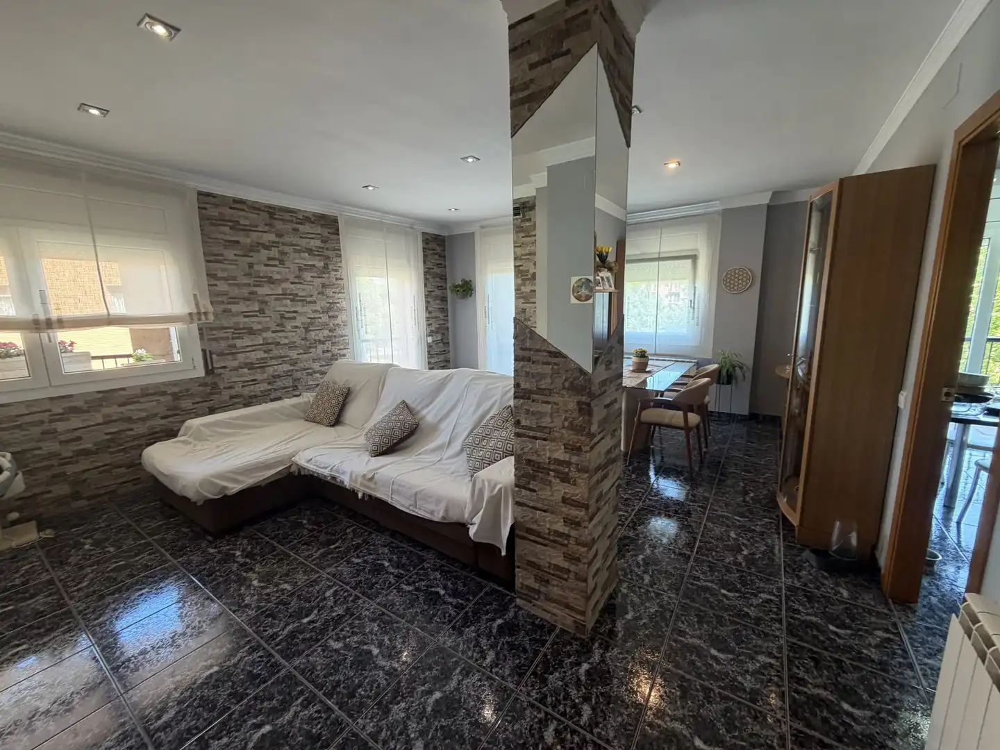 Flat for sale in Manlleu