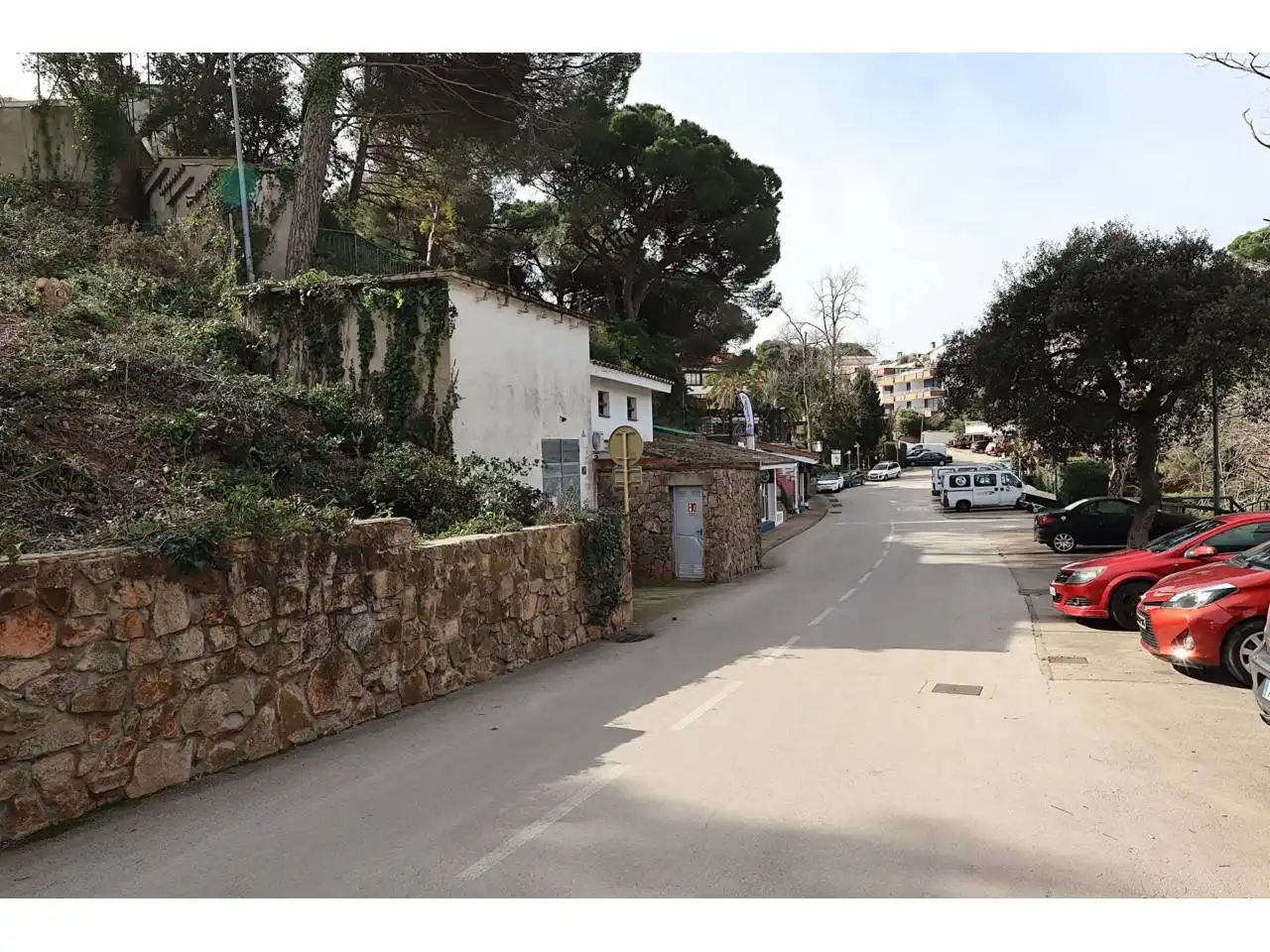 Außenansicht von Fabrik Grundstücke zum Verkauf in Lloret de Mar
