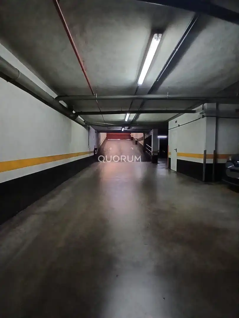 Parking de Ático en venta en Barakaldo  con Calefacción, Terraza y Trastero