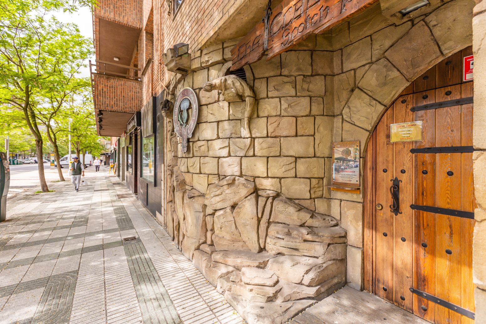 Exterior view of Premises for sale in  Pamplona / Iruña  with Terrace