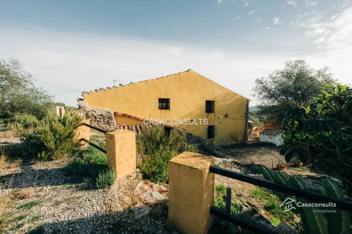 Casa rustica con terrazza in vendita a Vilafamés, imagen 3