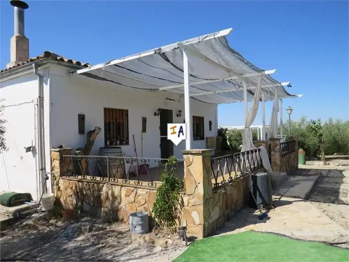 Country homes for sale in Martos