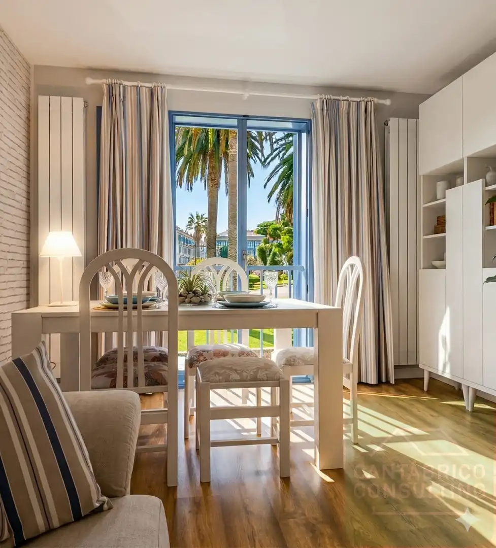 Comedor de Piso en venta en Ribadeo con Calefacción y Amueblado