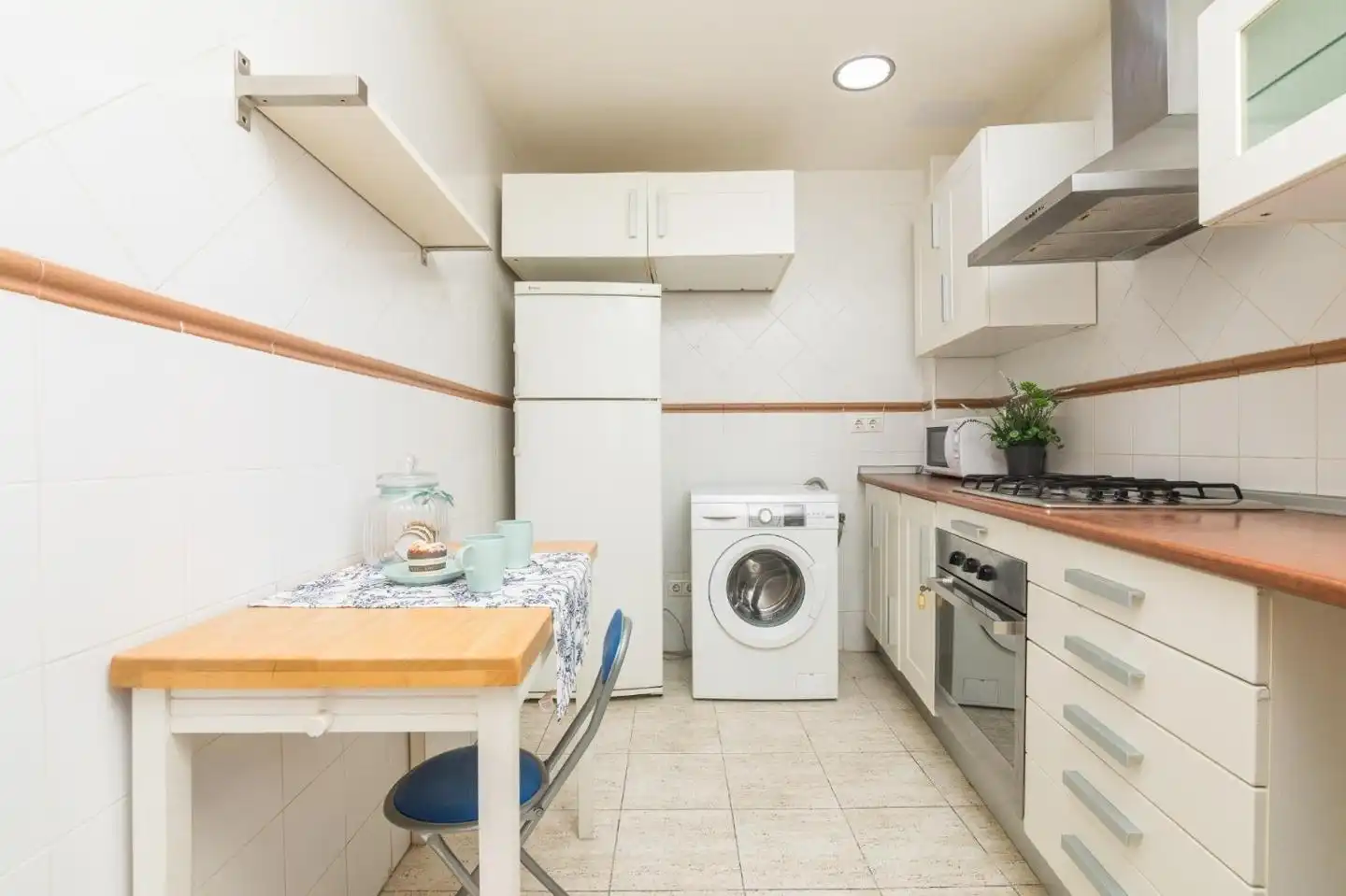 Flat for rent in El Raval - Portes Encarnades
