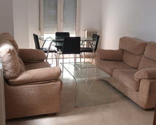 Living room of Flat to rent in  Granada Capital  with Air Conditioner and Heating