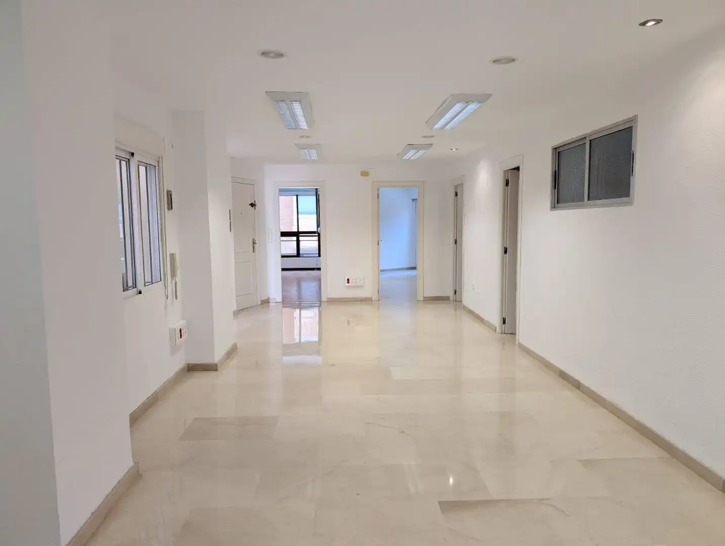 Ufficio con ascensore in affitto a Calle Calle Serrano 15, imagen 2