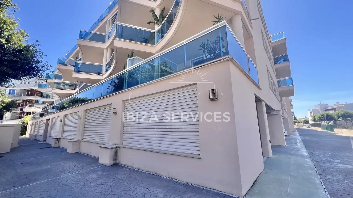 Vista exterior de Pis en venda en Eivissa amb Aire condicionat, Jardí privat i Piscina