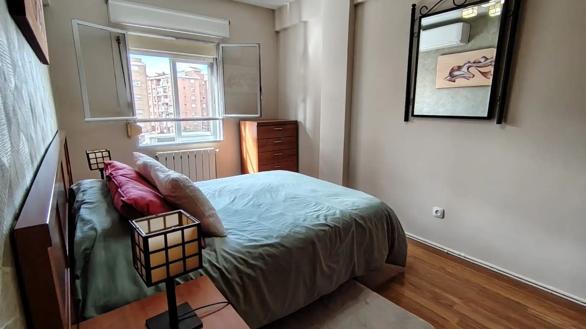 Habitación de Piso en venta en Alcalá de Henares con Aire acondicionado, Calefacción y Terraza