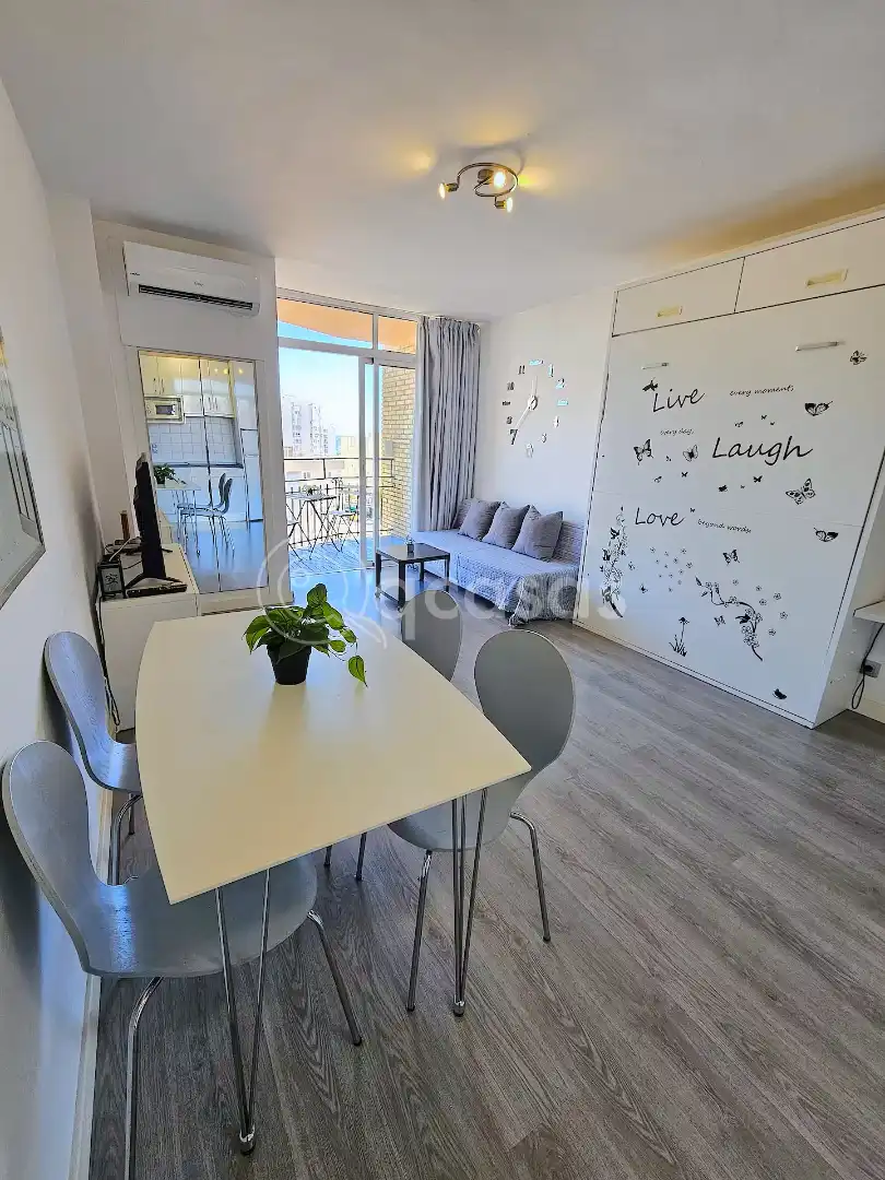Sala de estar de Estudio en venta en Benalmádena con Aire acondicionado, Calefacción y Terraza