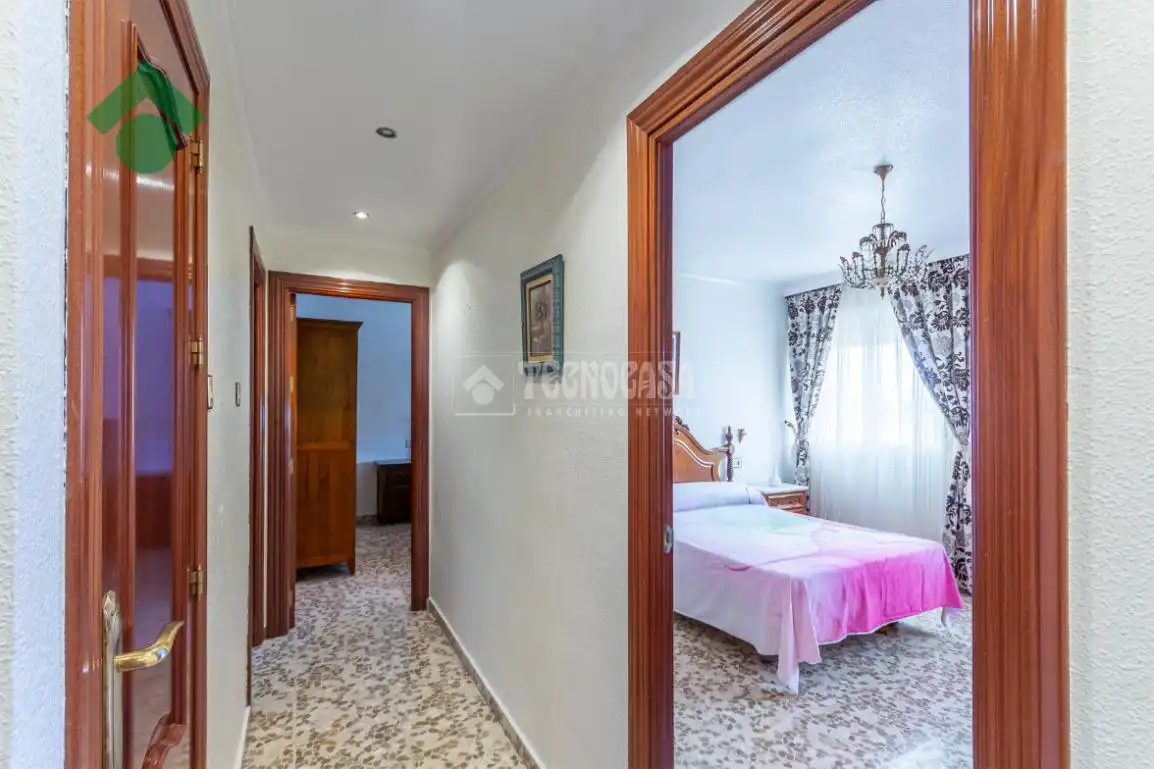 Schlafzimmer von Wohnung zum Verkauf in Almuñécar mit Möbliert und Balkon